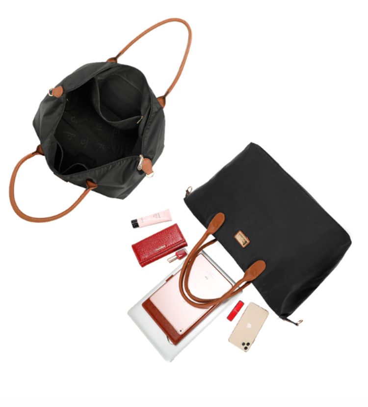 Plia Shoulder Bag / Black