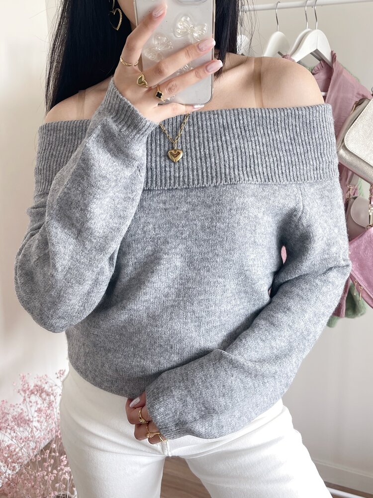 Esra Off Shoulder Sweater / Grey