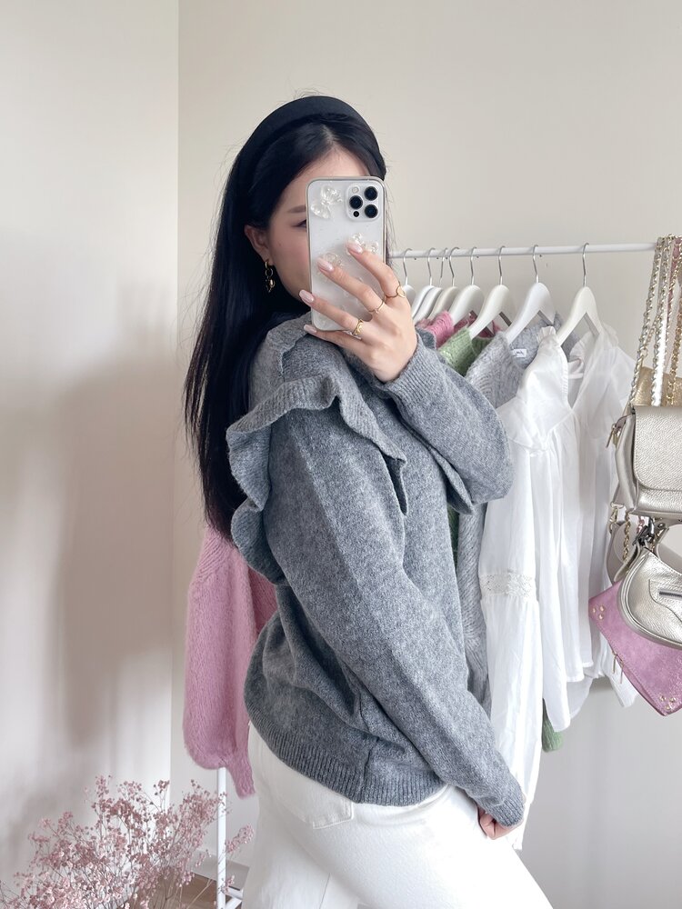 Roya Ruffle Oversized Sweater / Grey