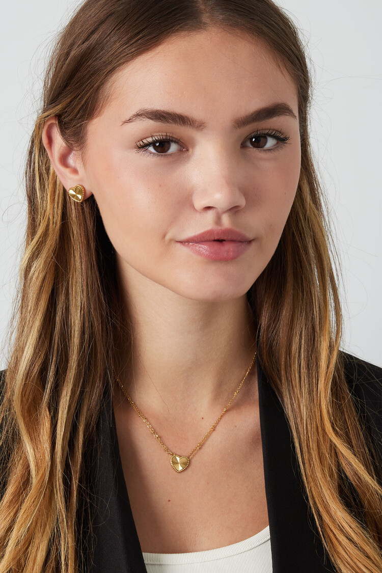 Gold Textured Heart Dots Necklace