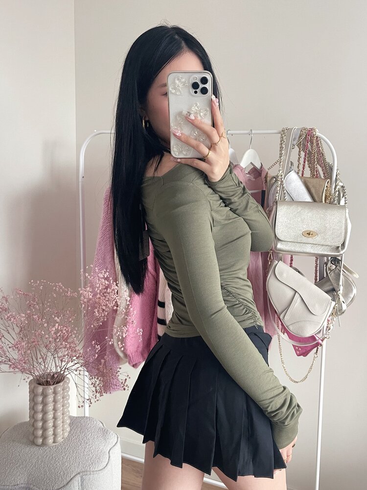 Maine Off Shoulder Top / Dark Olive