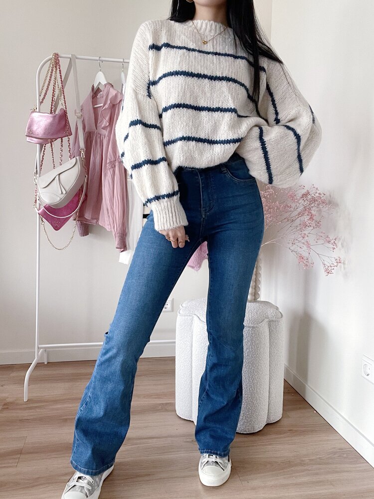 Sima Basic Flared Jeans / Dark Blue