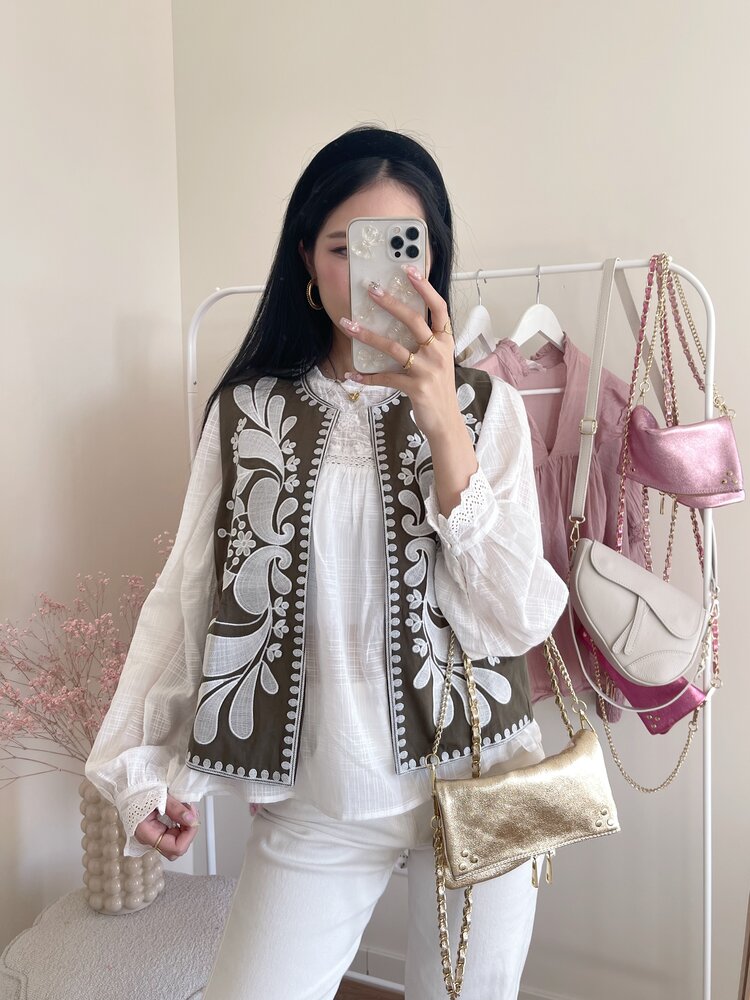 Suhara Embroidered Gilet / Khaki Green