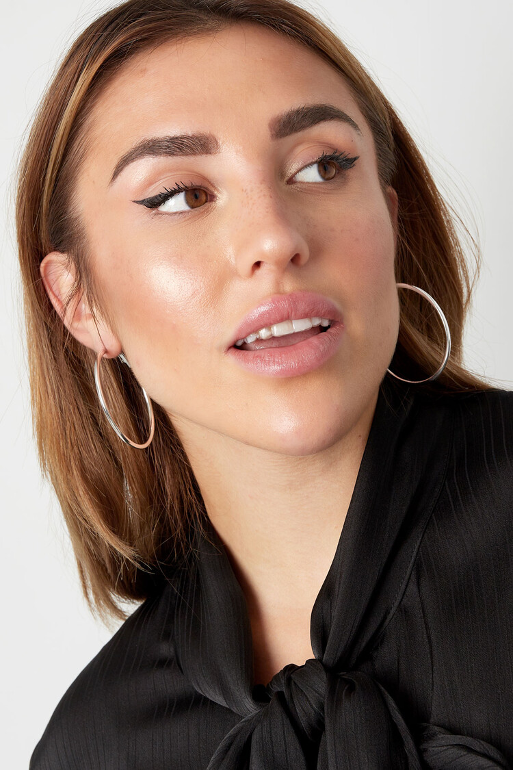 Gold Simple Hoop Earrings / Medium