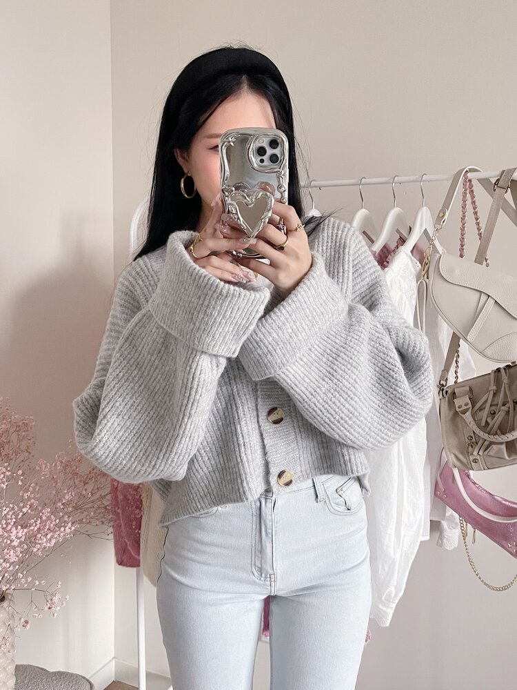 Raima Button Knit Cardigan / Grey