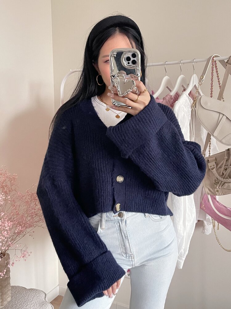 Raima Button Knit Cardigan / Navy Blue