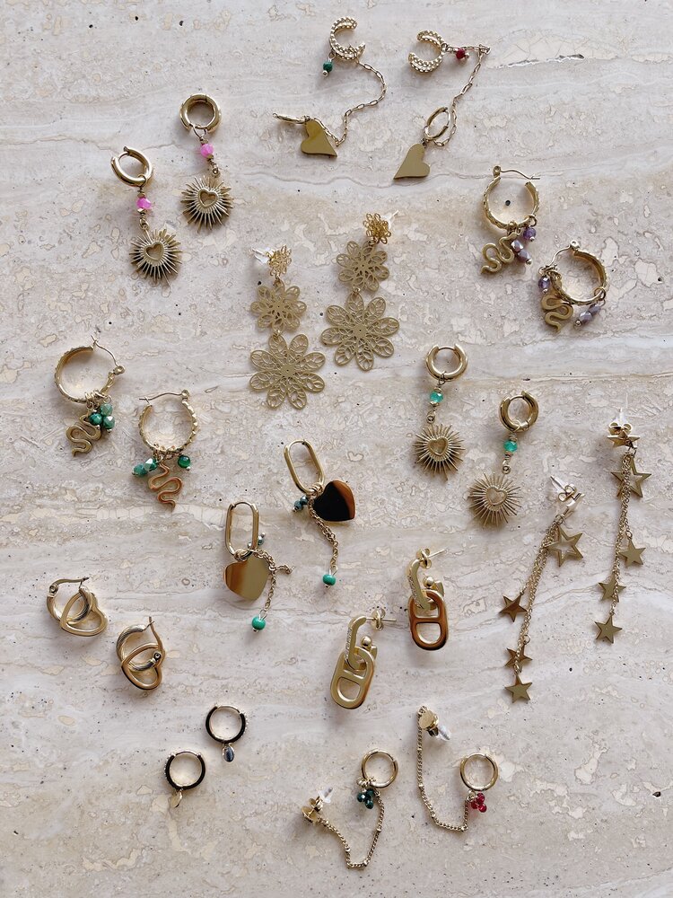 Gold Open Heart Twist Earrings