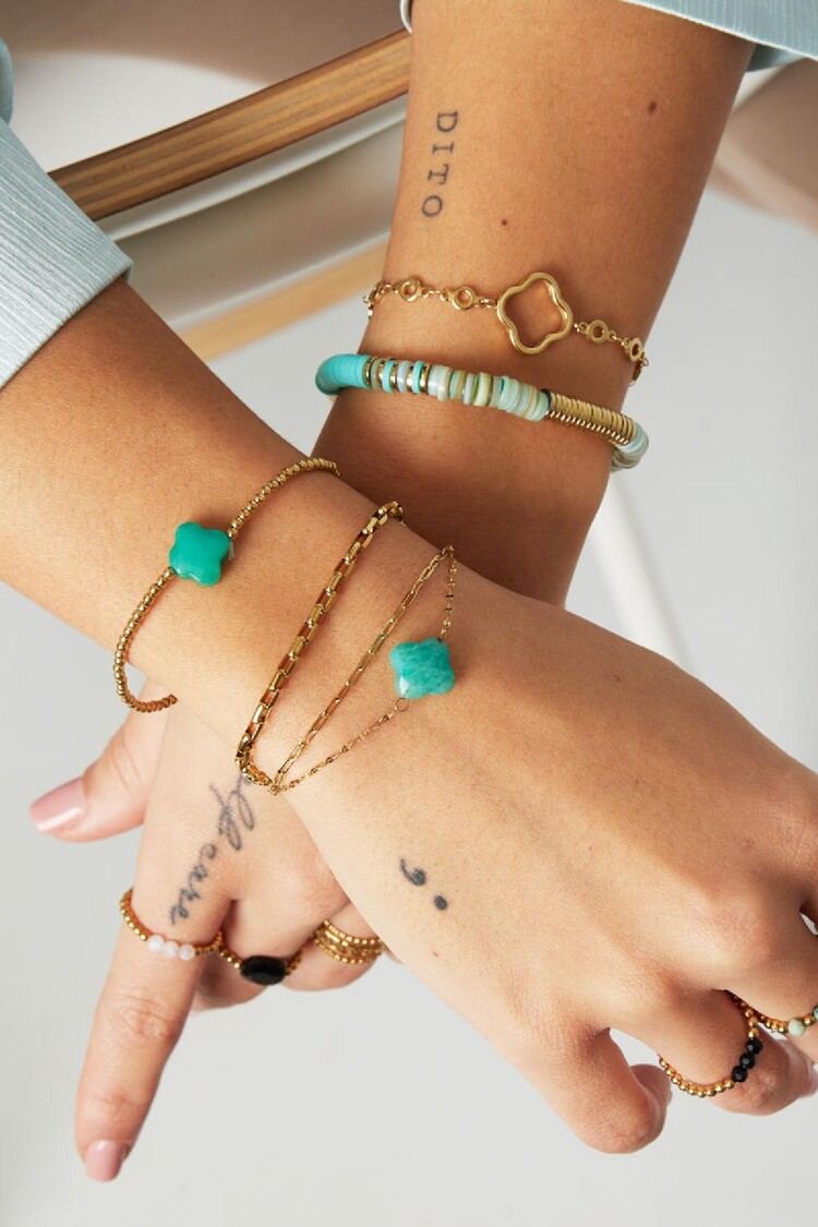 Gold Natural Stone Clover Bracelet / Green