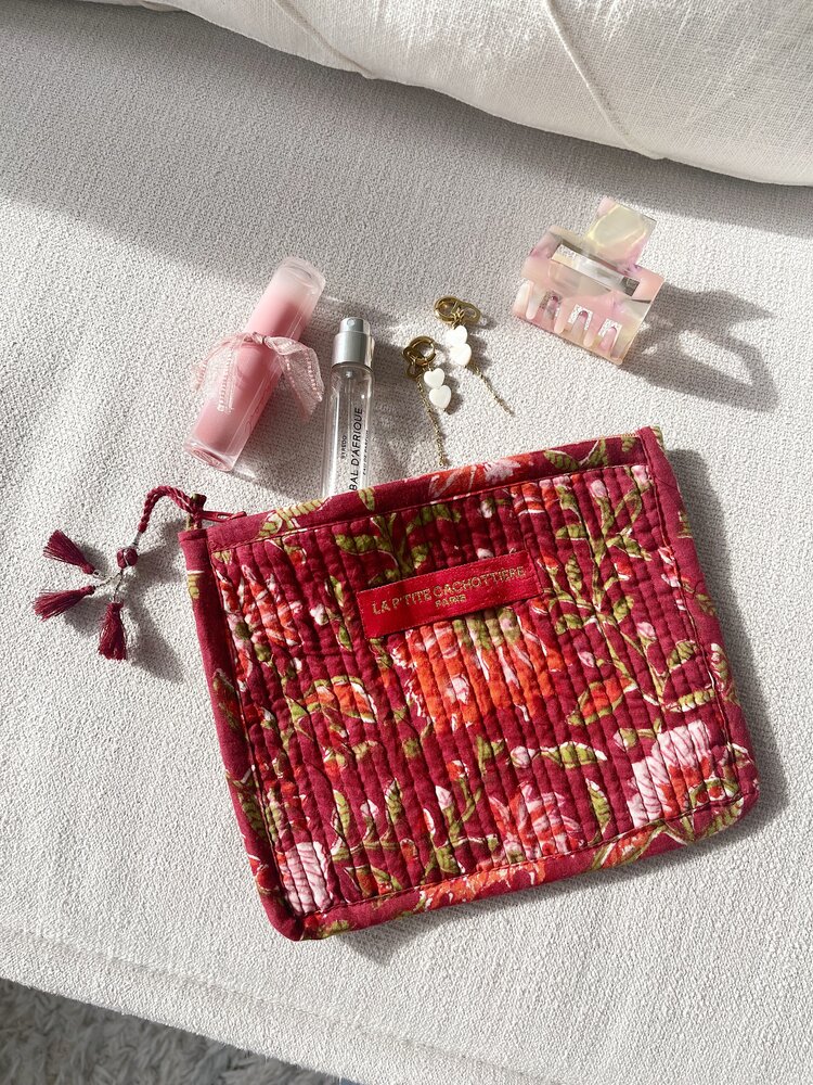 Jalaina Medium Flower Pouch Bag / Burgundy