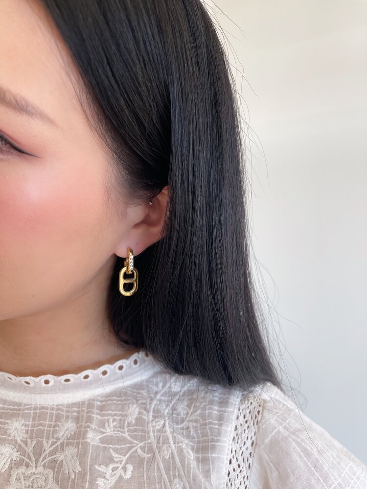 Gold Small Linked Sparkle Earrings