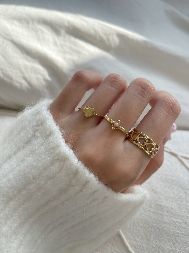 Gold Heart Row Ring