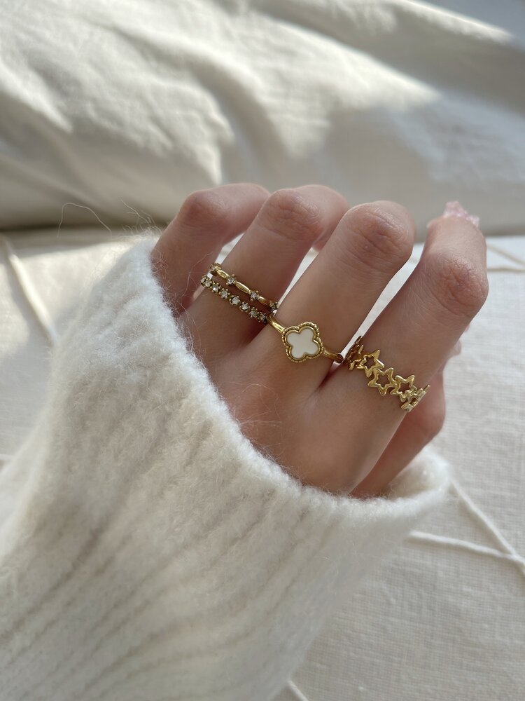 Gold Four Leaf Clover Ring / White