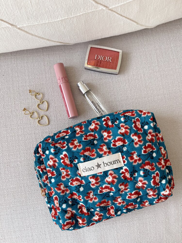 Yumeka Flower Toiletry Bag / Blue