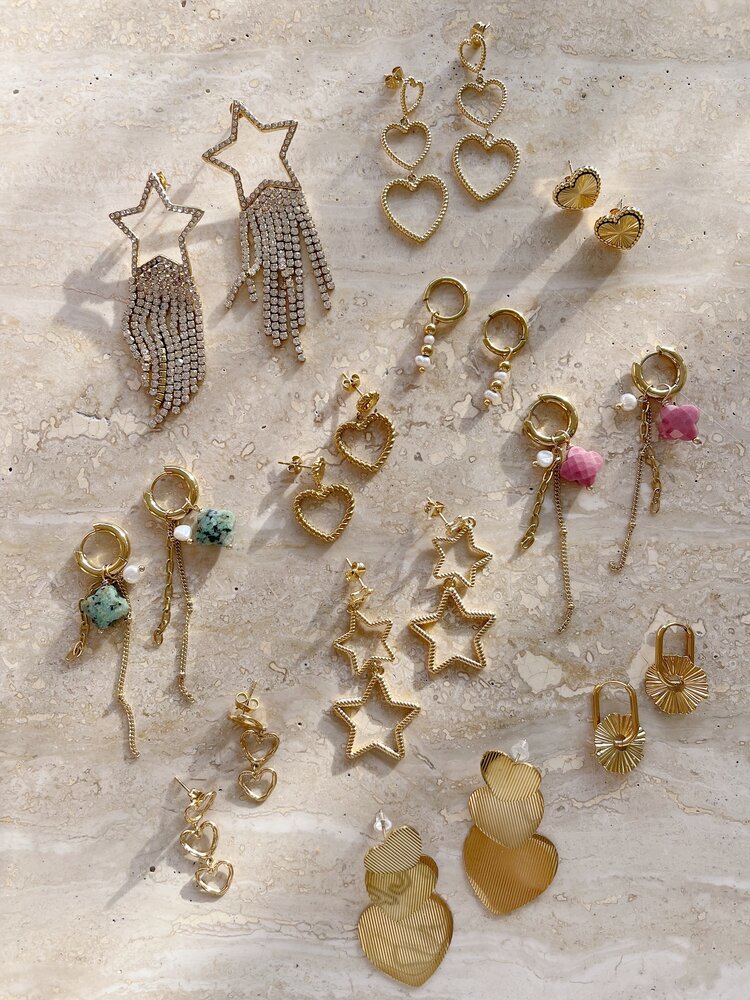 Gold Clover Chains Dangle Earrings  / Pink