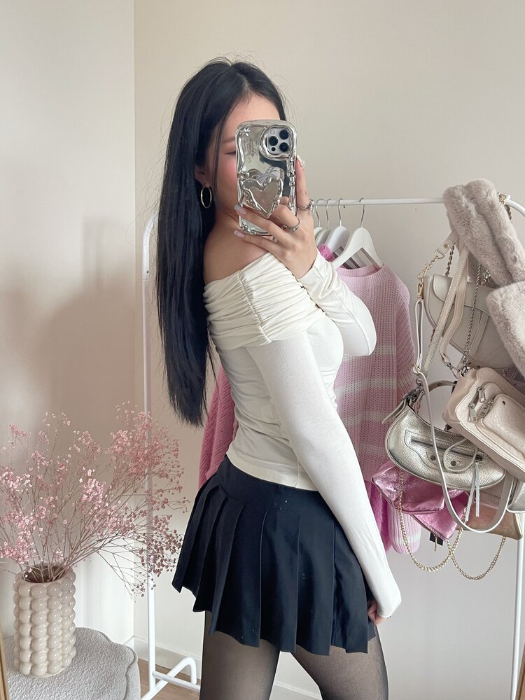 Faria Off Shoulder Top / Cream