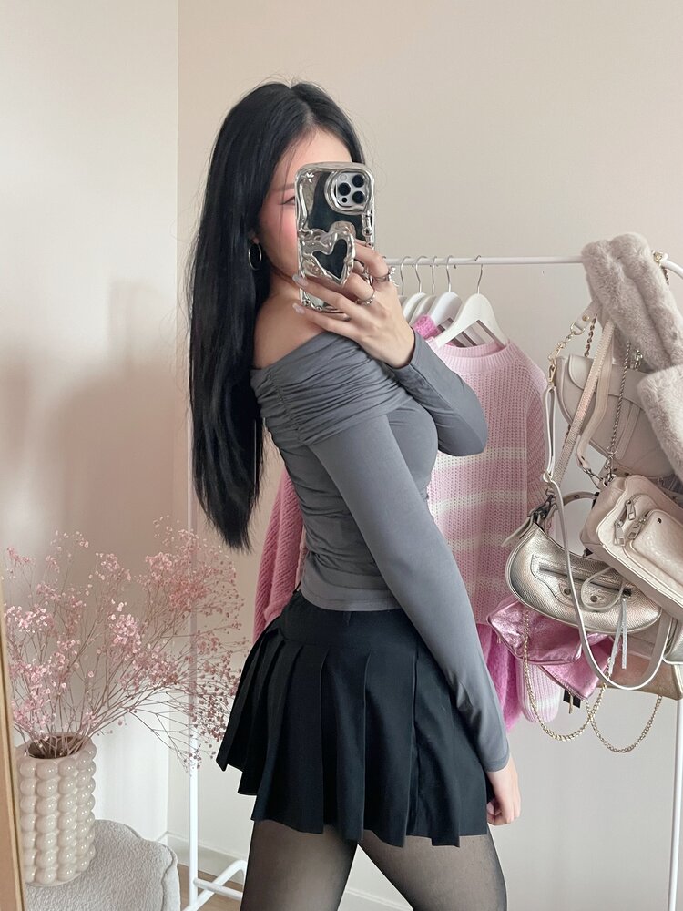 Faria Off Shoulder Top / Dark Grey