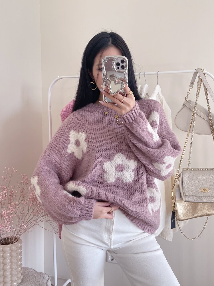Daisy Flower Knit Sweater / Dusty Pink