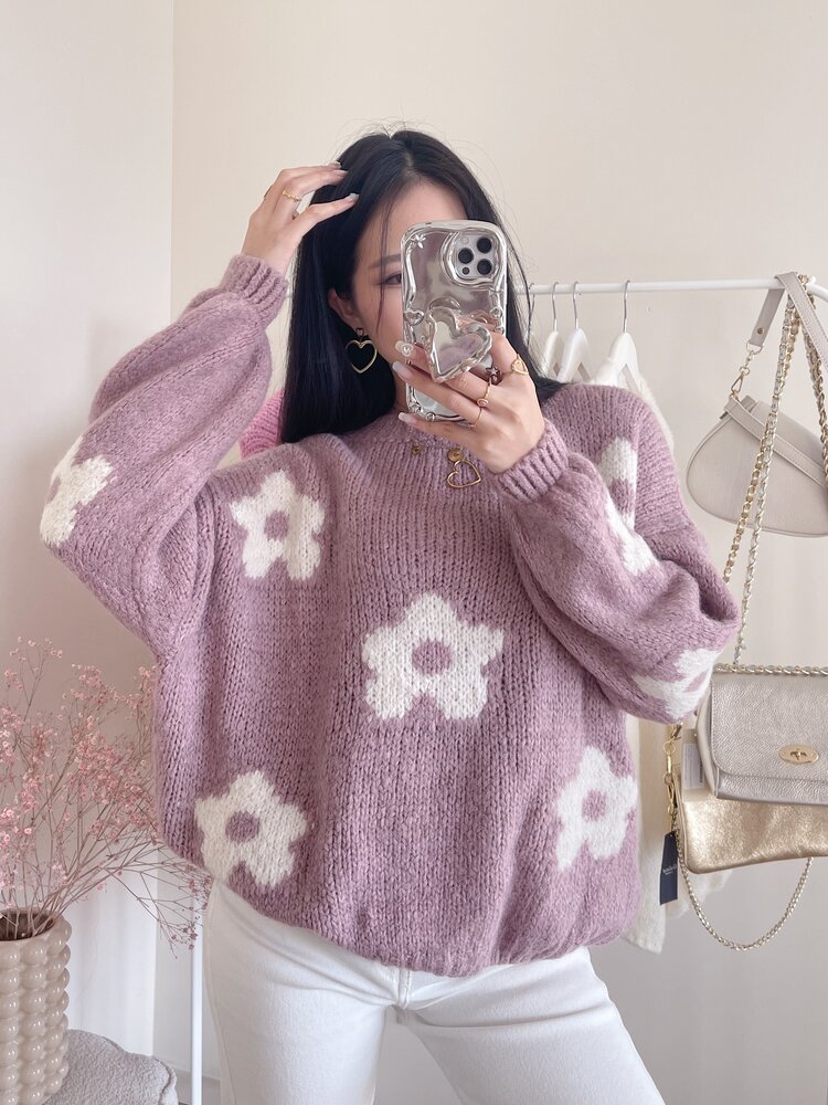 Daisy Flower Knit Sweater / Dusty Pink