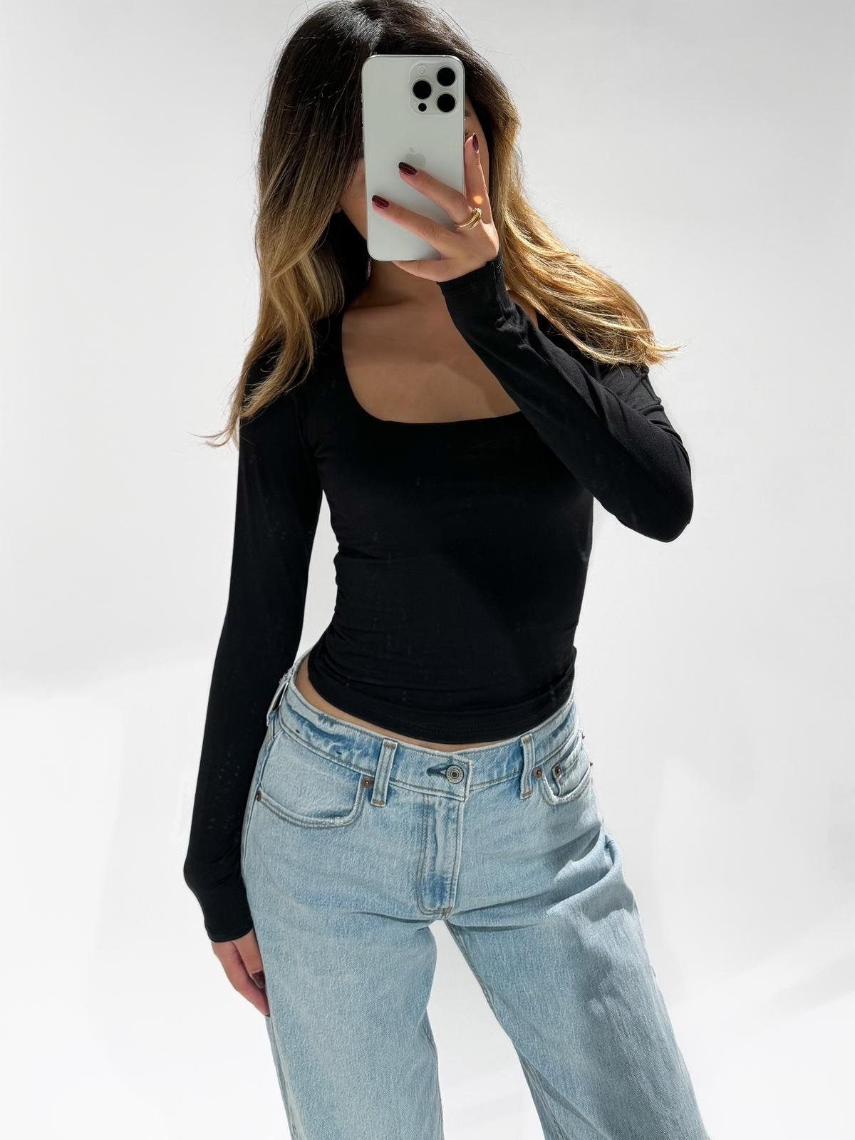 Rikka Basic Long Sleeve Top / Black