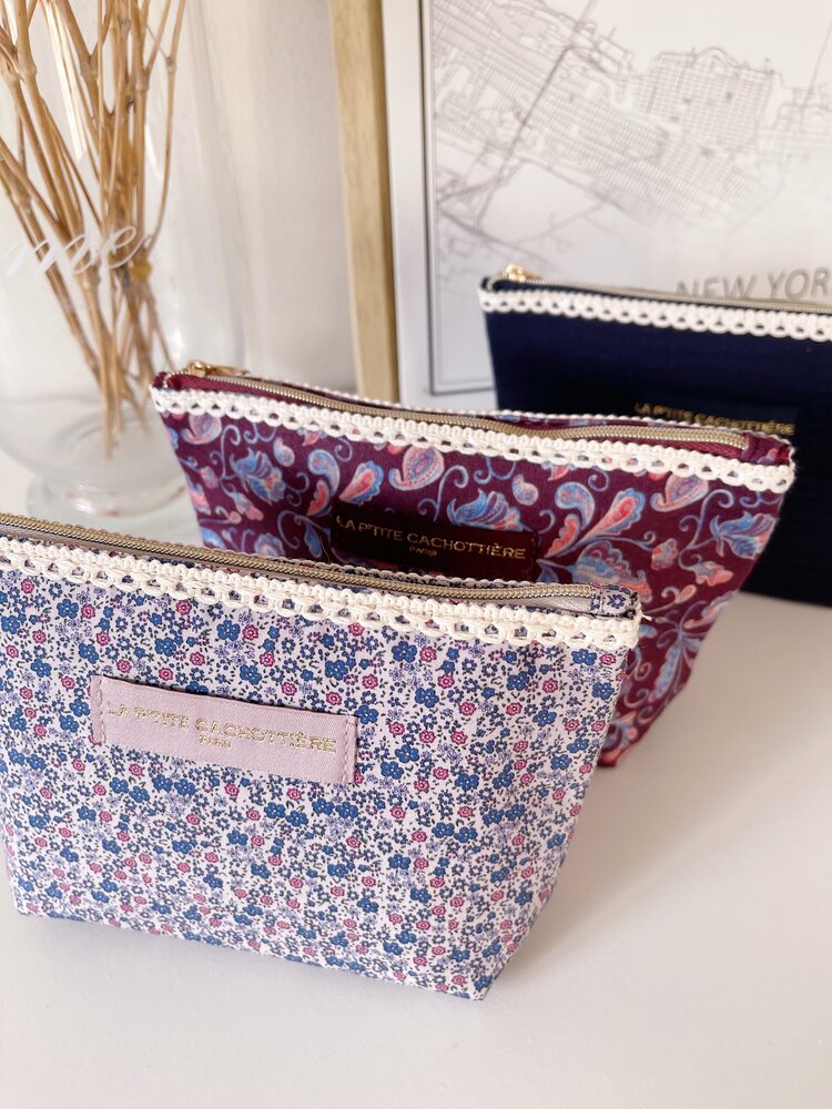 Becca Flower Pouch / Burgundy