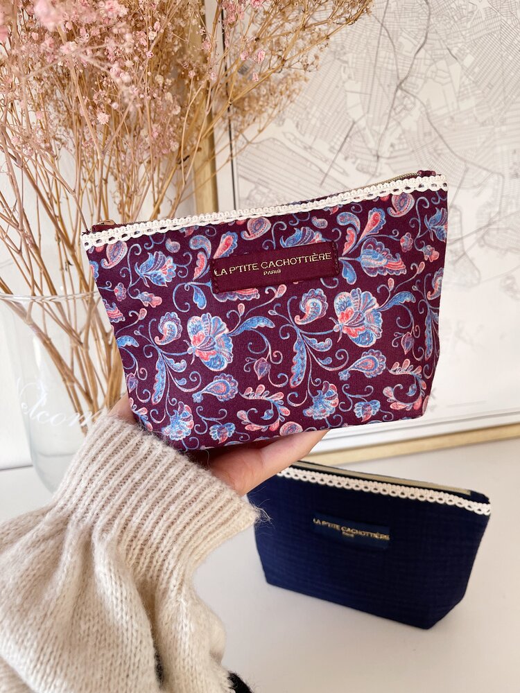 Becca Flower Pouch / Burgundy