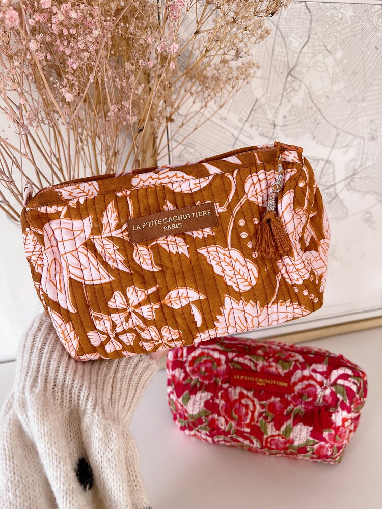 Jalaina Flower Toiletry Bag / Brown