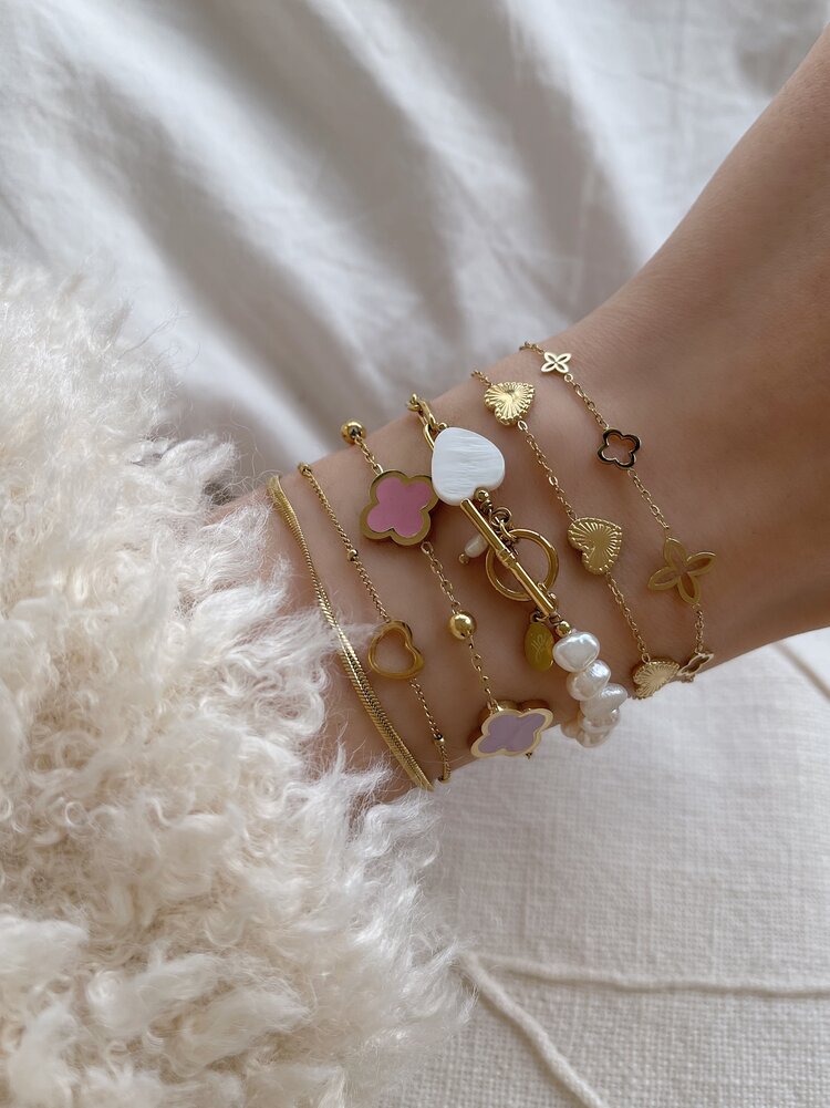 Gold Textured Heart Bracelet