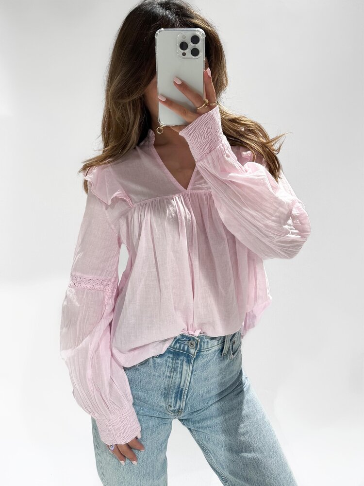 Lenae Ruffle Blouse / Baby Pink