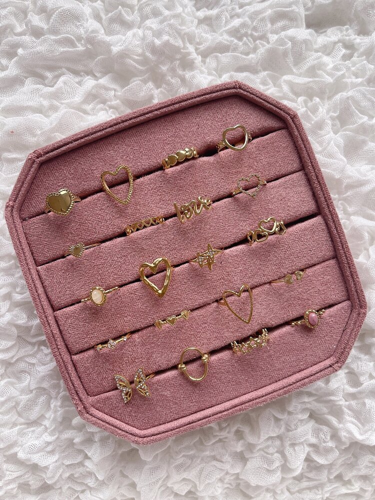 Silver Elegant Love Ring