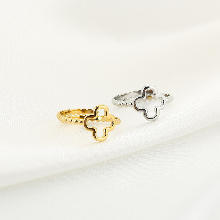 Silver Hollow Clover Ring