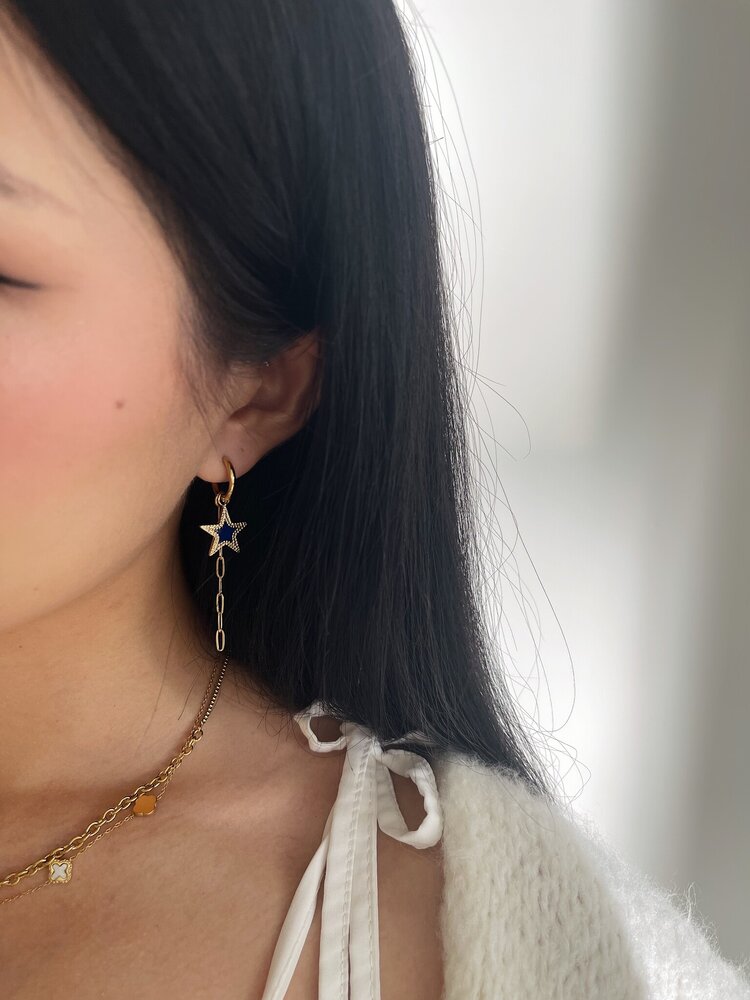 Gold Star Bead Dangle Earrings / Fuchsia