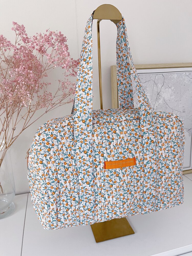 Acacia Flower Travel Bag / Orange