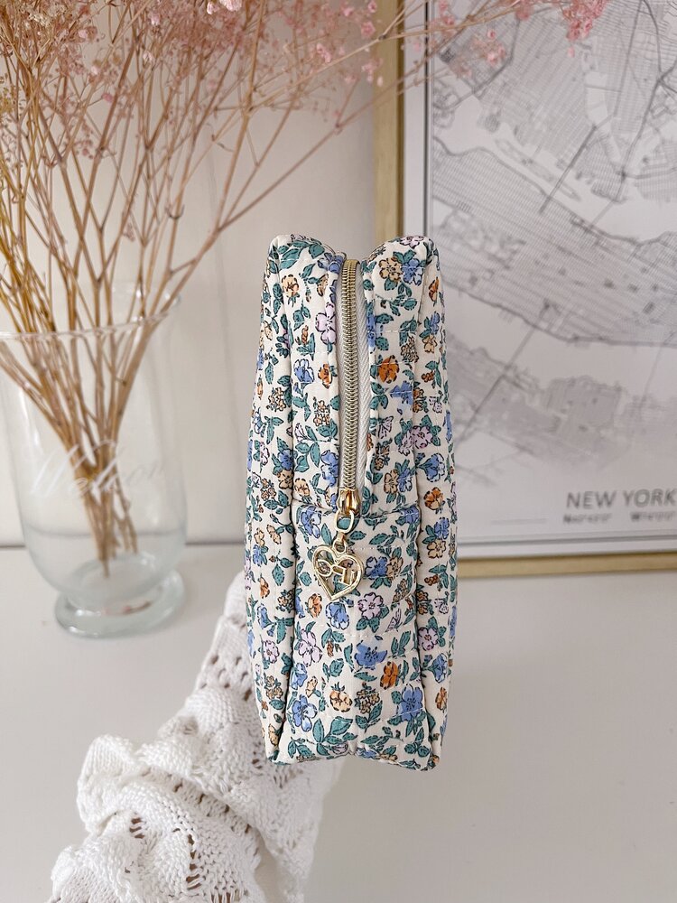 Marly Flower Toiletry Bag / Green & Blue (Large)