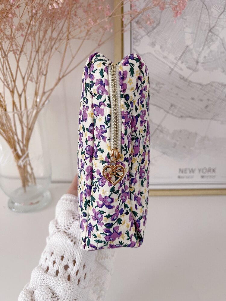 Marly Flower Toiletry Bag / White & Lilac (Large)