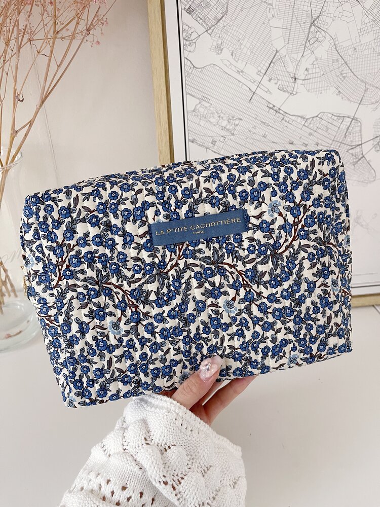 Marly Flower Toiletry Bag / Cream & Navy (Large)