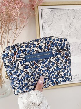Marly Flower Toiletry Bag / Cream & Navy (Medium)