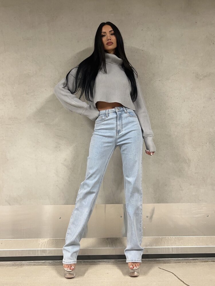 Yulia Straight Leg Jeans / Blue (TALL)