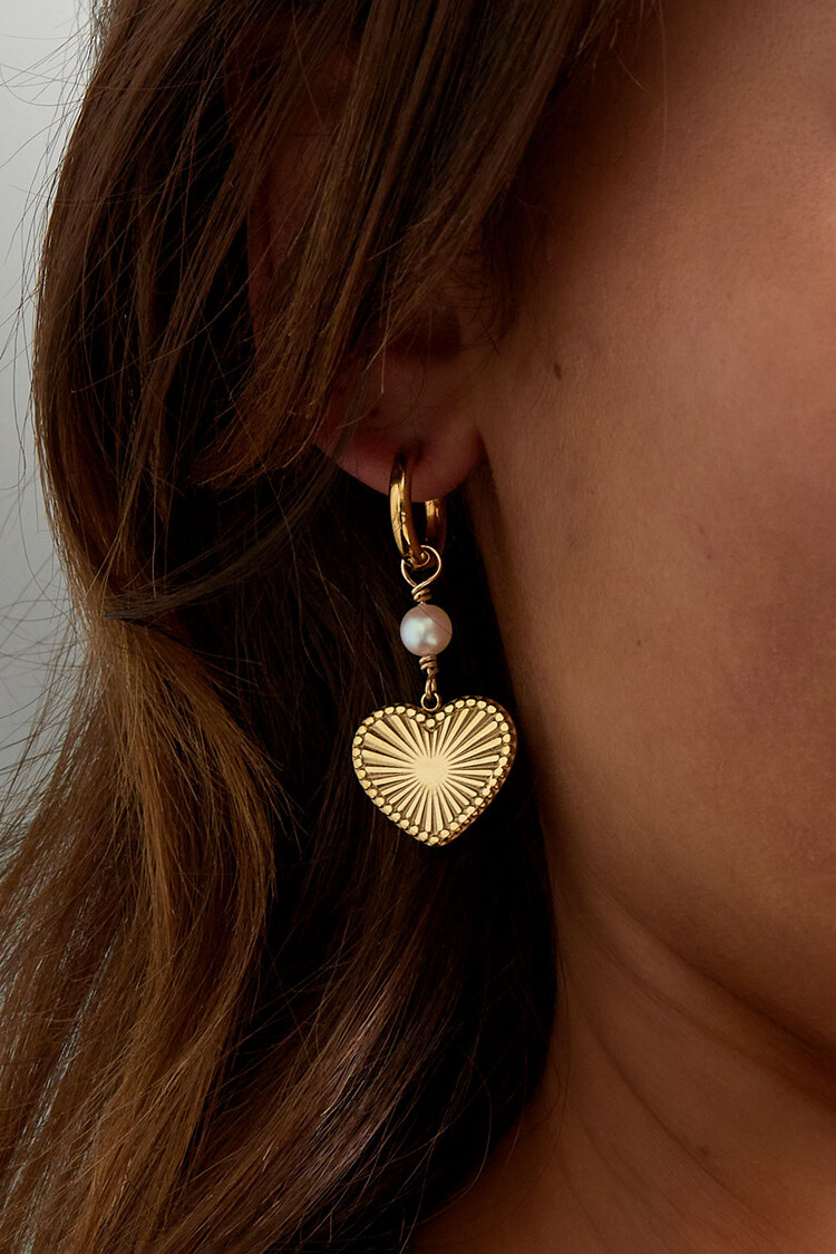 Silver Heartbreaker Pearl Earrings