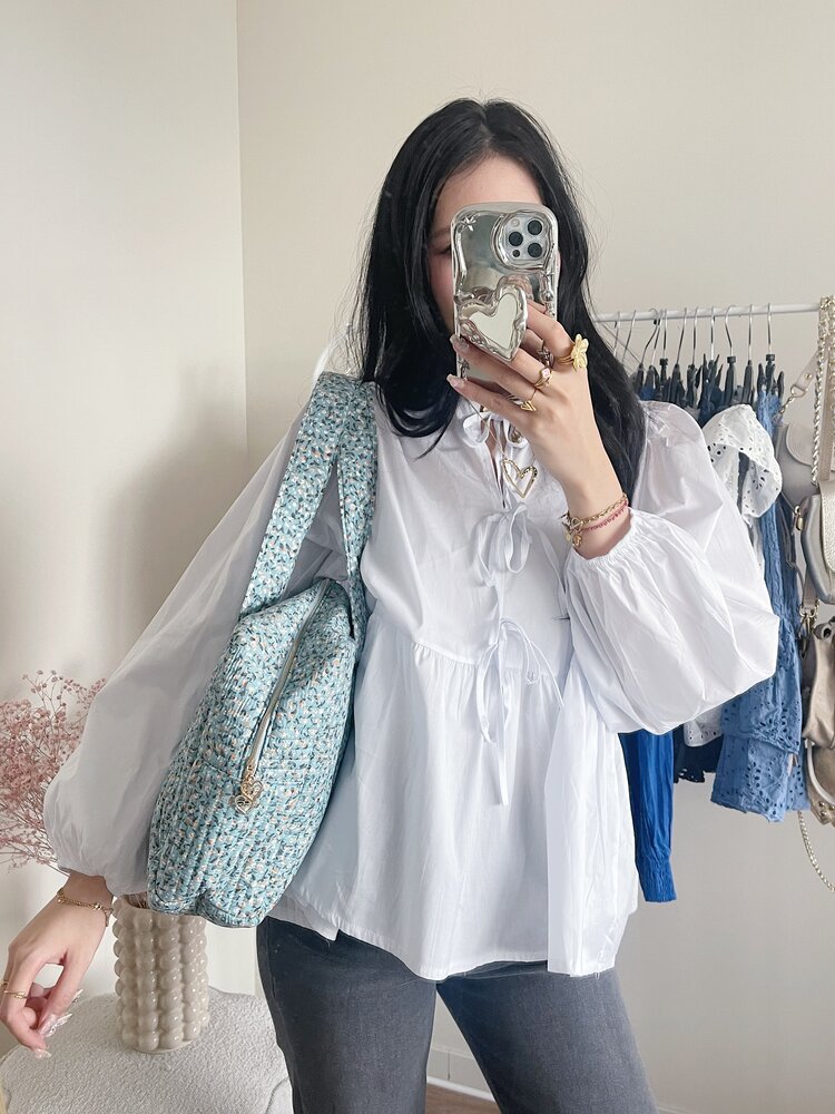 Acacia Flower Travel Bag / Sky Blue