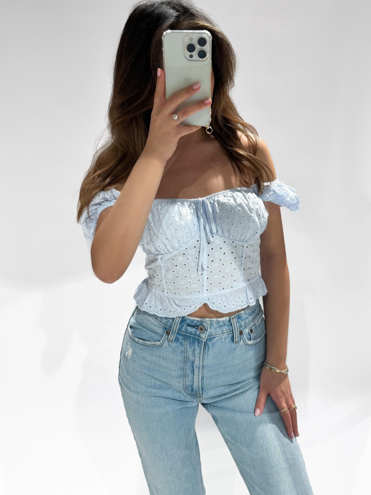 Suki Embroidered Top / Light Blue
