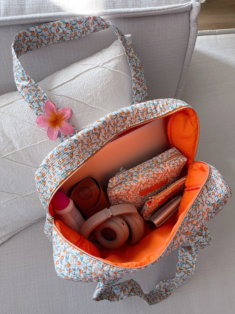 Acacia Flower Travel Bag / Orange