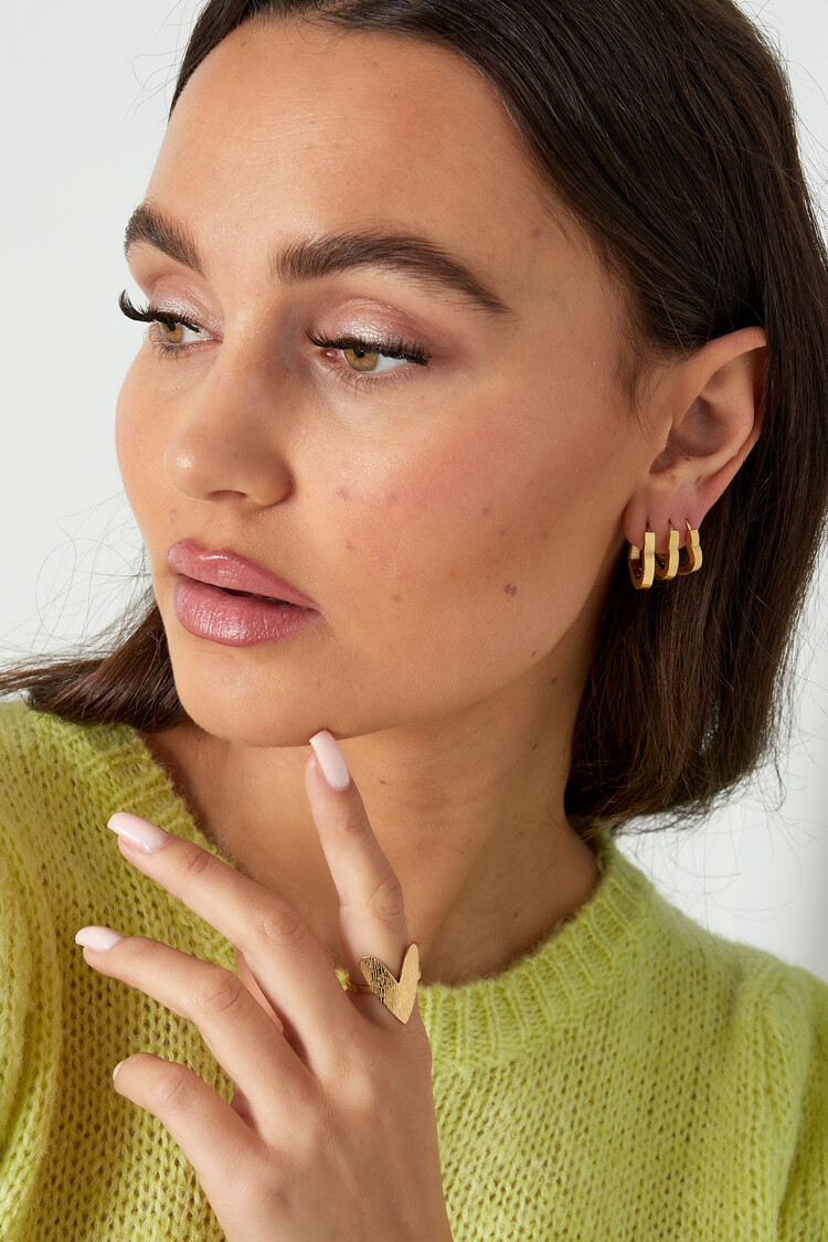 Gold Big Textured Heart Ring