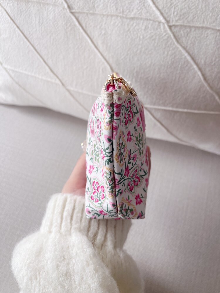 Becca Flower Pouch / Pink