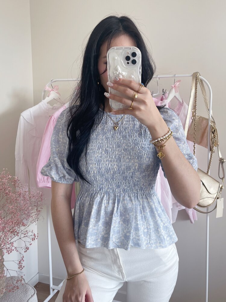 Cherie Smock Top / Floral Blue