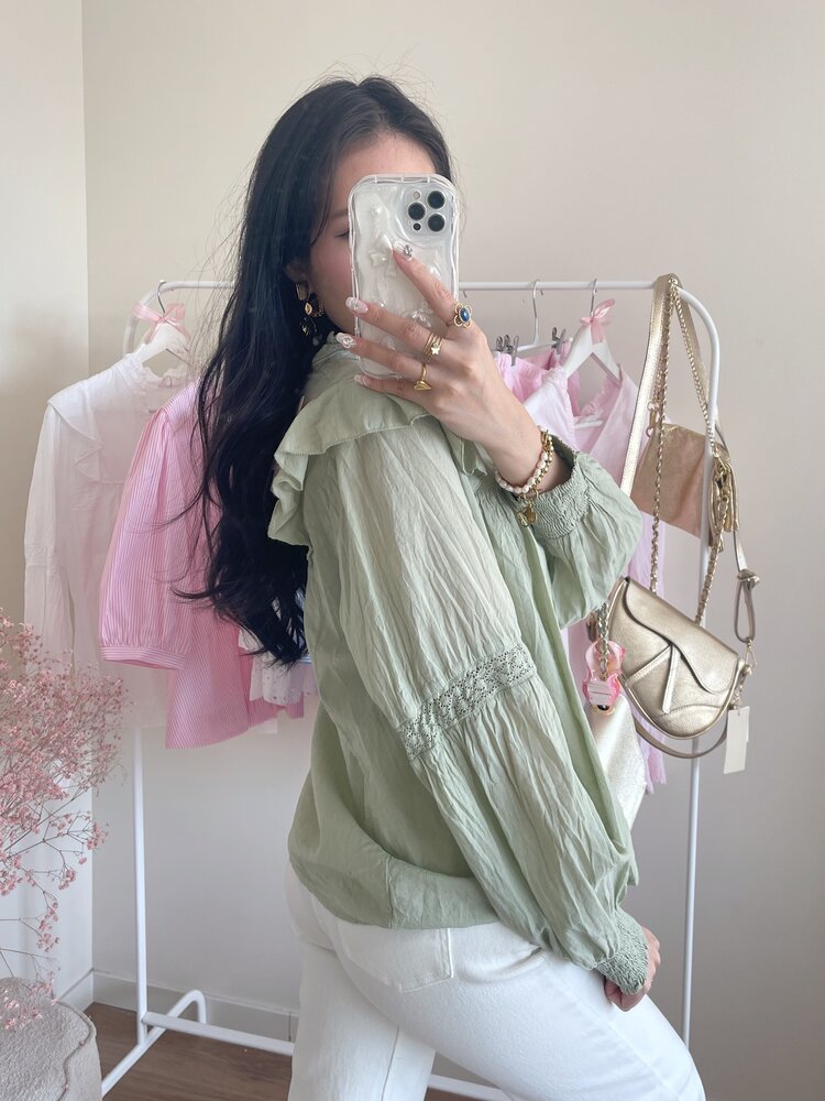 Lenae Ruffle Blouse / Light Green