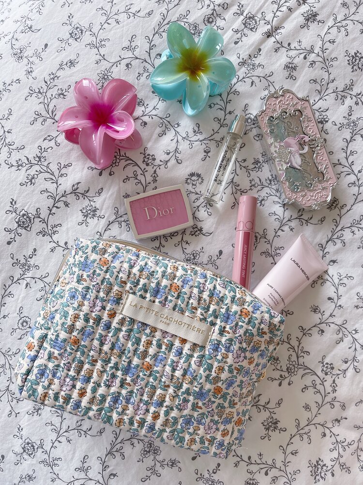 Marly Flower Toiletry Bag / Green & Blue (Medium)