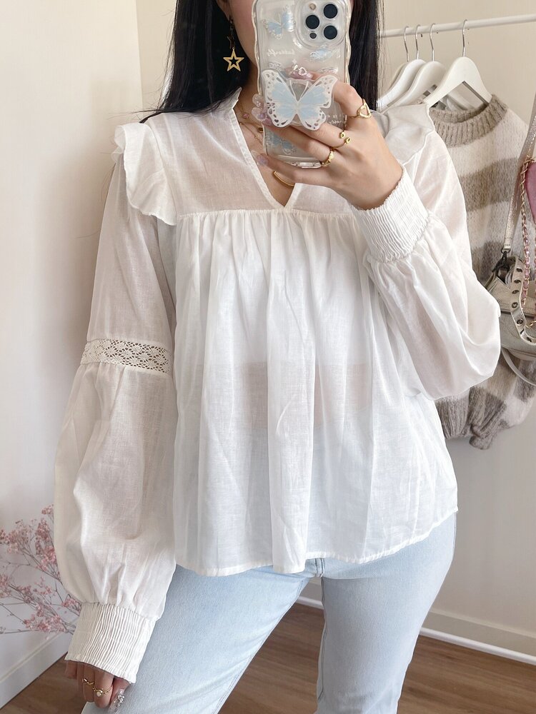 Lenae Ruffle Blouse / Cream