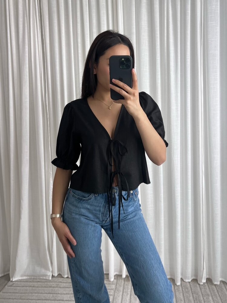 Joa Linen Bow Top / Black