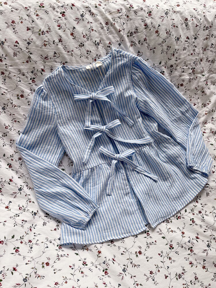 Thanya Striped Bow Top / Blue