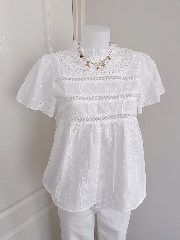 Myra Embroidered Top /  White